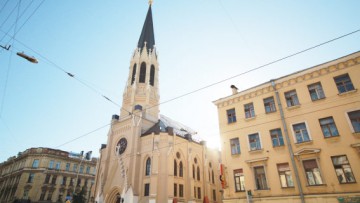 Церковь Святого Михаила на Среднем проспекте