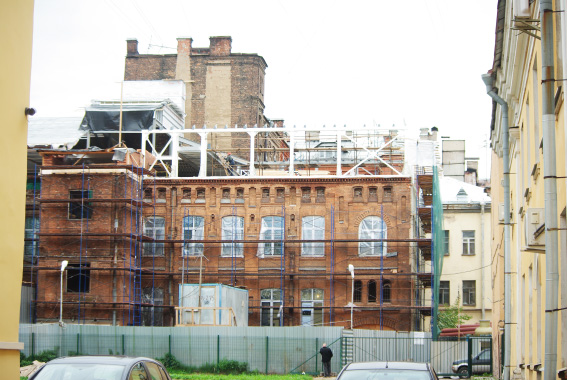 Надстройка здания в Волжском переулке, 13, фабрика братьев Бух