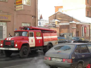 Пожар на "Ленформаше" на Большом Сампсониевском локализовали