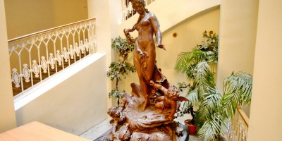 Скульптура Рождение Афродиты, КГИОП, холл и лестница