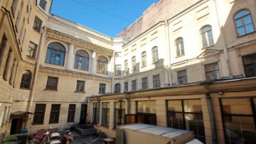 Союз журналистов выступил против реконструкции особняка на Невском