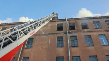 Пожар в Подъездном переулке, 13, пожарная лестница