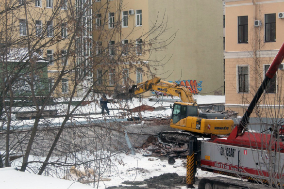 Строительство паркинга во дворе дома № 53 на 10-й линии Васильевского острова
