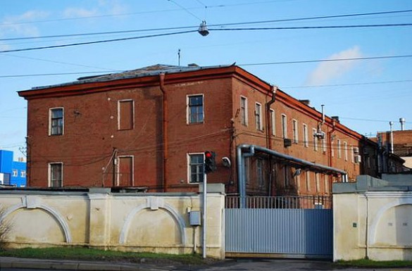 Фабрика «Невское стеариновое товарищество» на проспекте Обуховской Обороны, 80