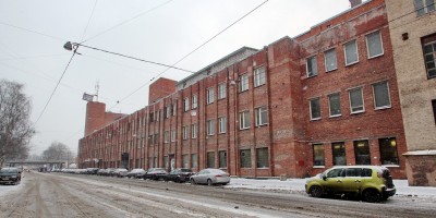 Кондитерская фабрика вдоль 1-го Муринского проспекта