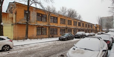 Кондитерская фабрика вдоль улицы Капитана Воронина
