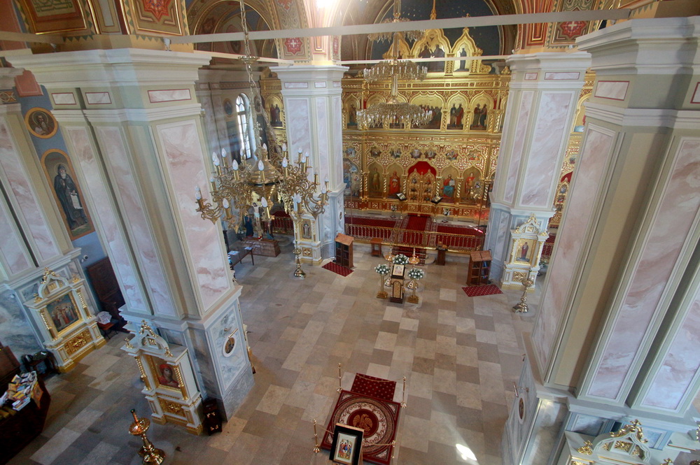 Свято-Троицкая церковь киновии, интерьер