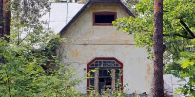 Дача Павлова на Советском проспекте, 17, в Тарховке в Сестрорецке, окно