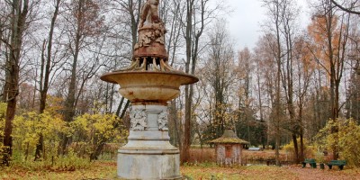 Павловск, Павловский парк, фонтан-светильник