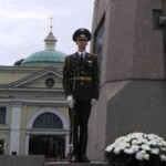 Площадь Александра Невского, Надвратная церковь