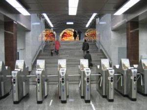 Станция метро Парнас, Парнасская, турникеты