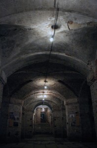 Подвал, некрополь, крипта костела, храма, церкви Посещения Пресвятой Девы Марии на Выборгской стороне