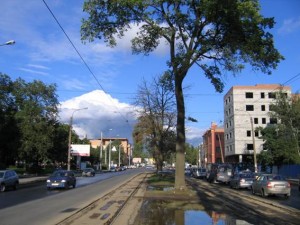 Гренадерская улица, бульвар, трамвайные пути