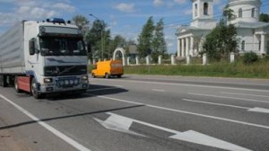 Автодорога, шоссе Петербург — Москва, грузовик