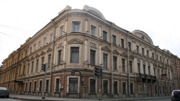Особняк Кушелева-Безбородко на набережной Кутузова, 24, Гагаринской улице, 1