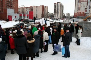 Митинг в саду Ивана Фомина против строительства Дворца танцевального спорта