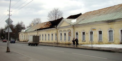 Нижние конюшни в Пушкине, обвалилась кровля, обрушилась крыша