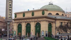 Станция метро Нарвская