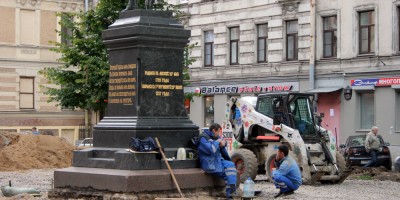 Пушкинский сквер на Пушкинской улице, ремонт, памятник