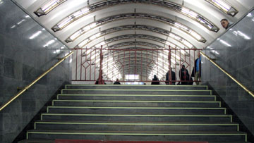Станция метро Садовая, переход на Спасскую