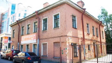 Здание на Ждановской улице, 10