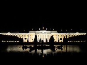 Подсветка Большого дворца Петергофа