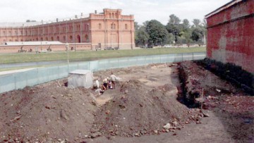 Раскопки на территории Петропавловской крепости
