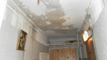 Квартиры в доме на набережной Мойки заливает горячей водой