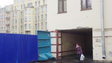 Место строительства церкви Блаженной Ксении Петербуржской на Лахтинской улице, 17
