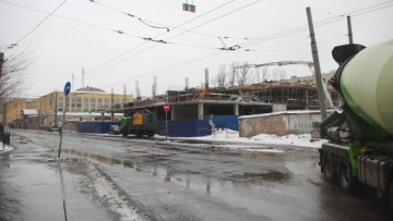 Строительство бизнес-центра, улица Решетникова, 12