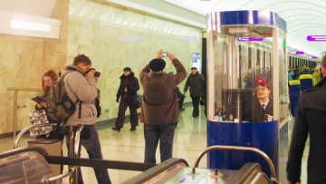В петербургском метрополитене вновь запретили фотографировать