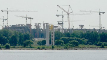 Строительство стадиона на Крестовском не остановлено