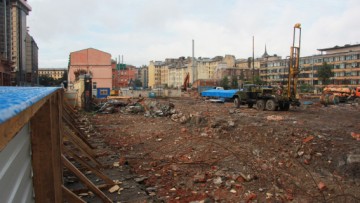 Место снесенного завода на Киевской