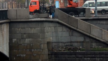 Предтеченский мост, ограждение после ДТП