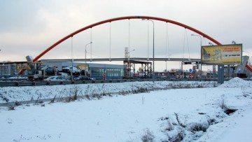 Строительство пешеходного перехода над Таллинским шоссе