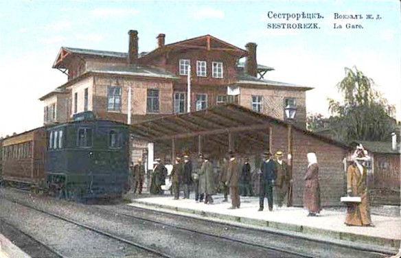 Сестрорецкий вокзал вскоре после постройки