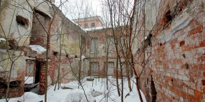 Стрельнинская улица, дом 13, руины