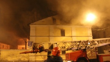 Пожар на Лермонтовском проспекте, Обводном канале