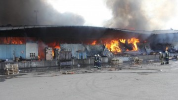 Челиева, 11, пожар на складе
