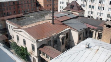 Исторические здания на улице Смолячкова, 6