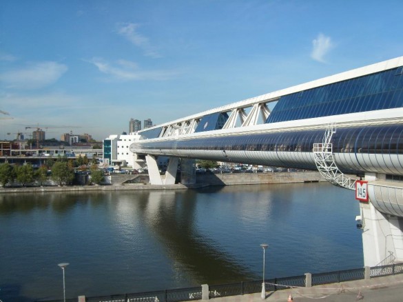 Торговый мост «Багратион» в Москве