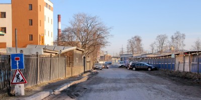 Улица Ивана Зубкова в Автове