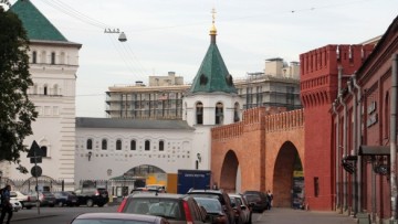 Полтавская улица, арка, ворота