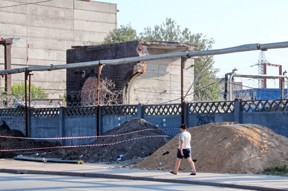Снос здания на Рыбинской улице