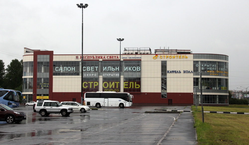 Фото Заневский проспект, 65, корпус 2, торговый центр — Канонер