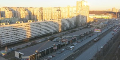Торговый комплекс «Аэродром» у метро «Пионерская»