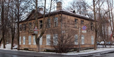Дом Розенблада в Павловске, улица Васенко, 17