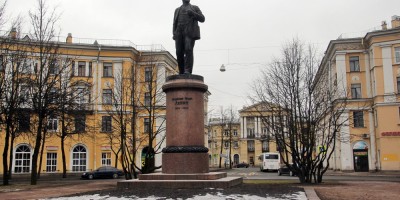 Колпино, памятник Ленину у вокзала
