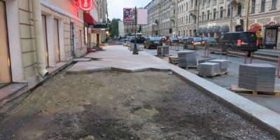 Ремонт тротуаров на улице Маяковского