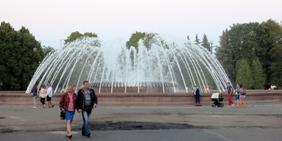 Фонтан в Приморском парке Победы